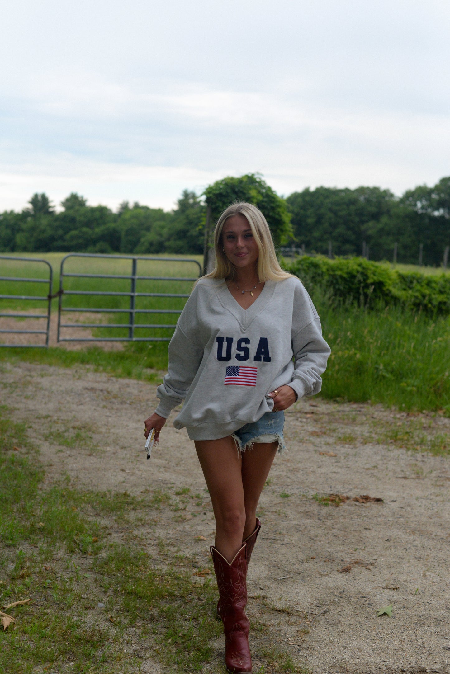USA V-Neck Sweatshirt