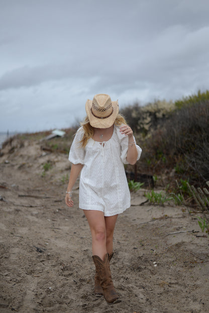 BAY EYELET ROMPER
