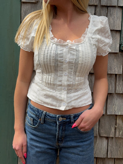 DAISY LACE BLOUSE