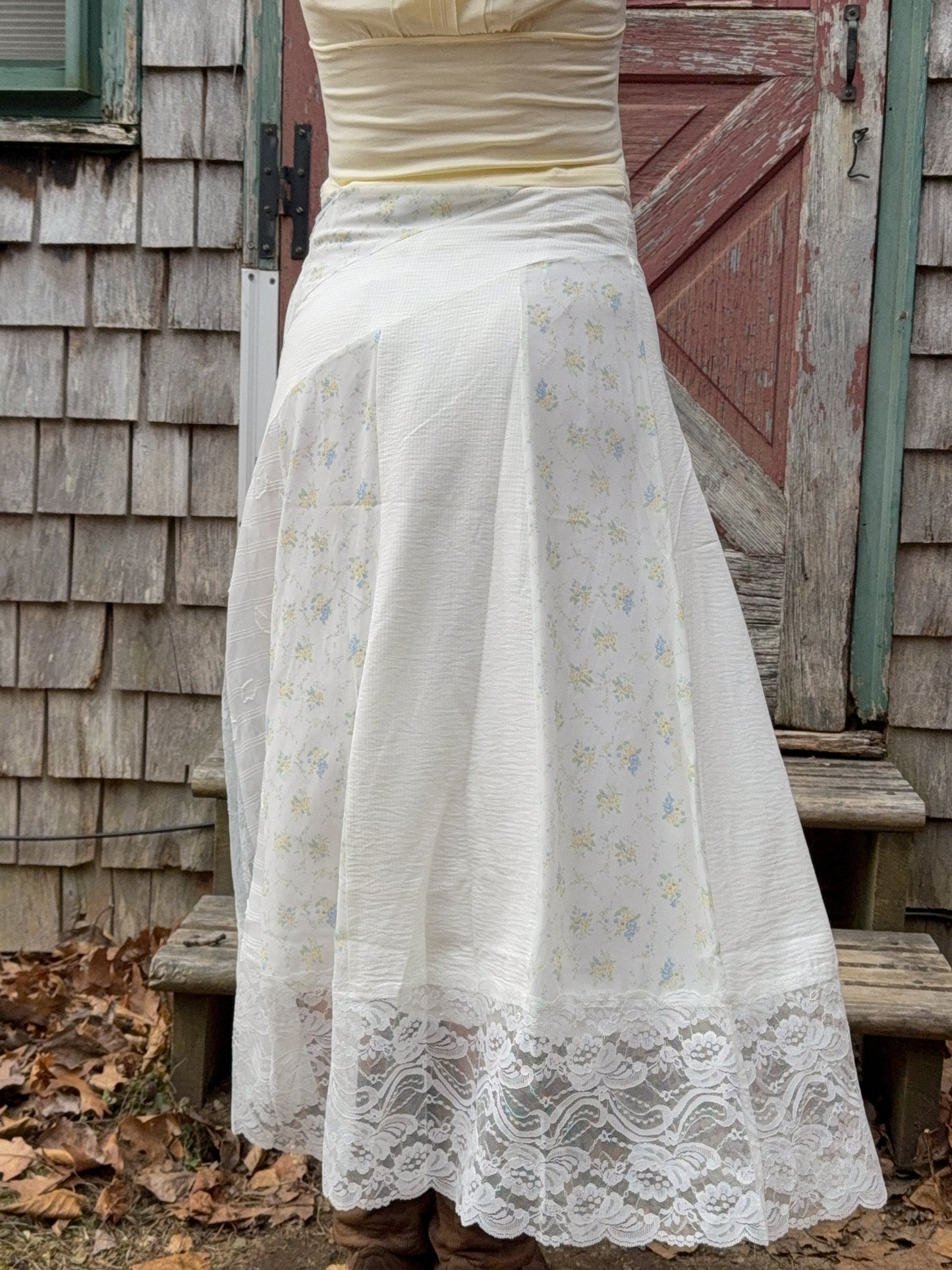 SUNDAY MAXI SKIRT